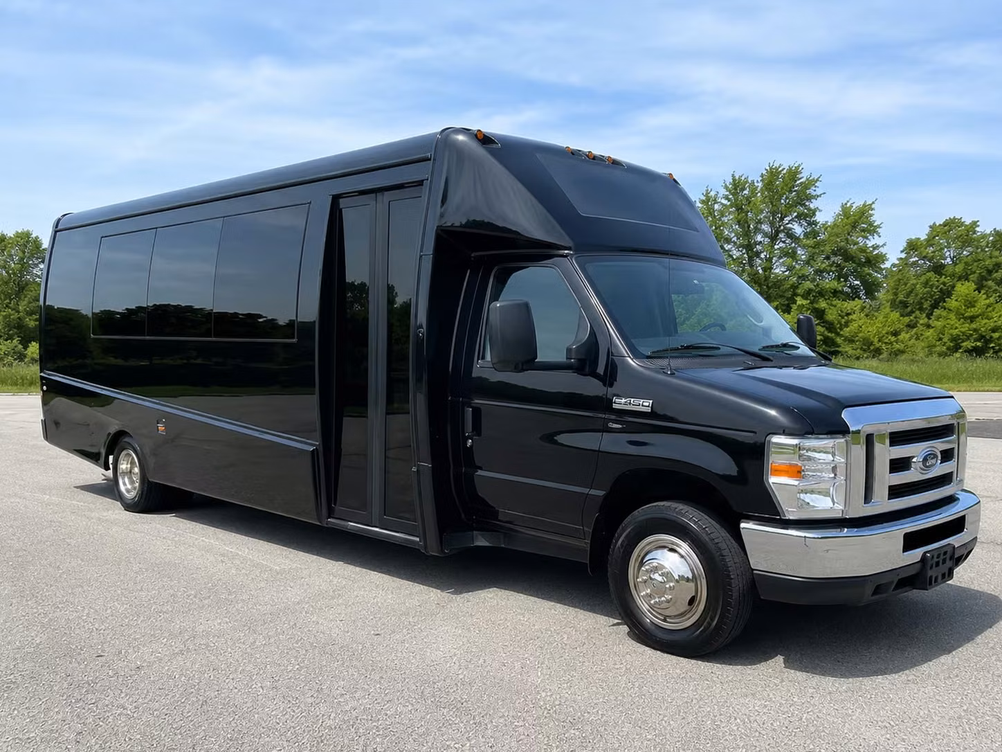 15 passenger minibus