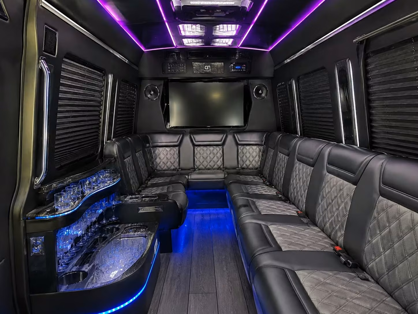 university of washington huskies game day transportation