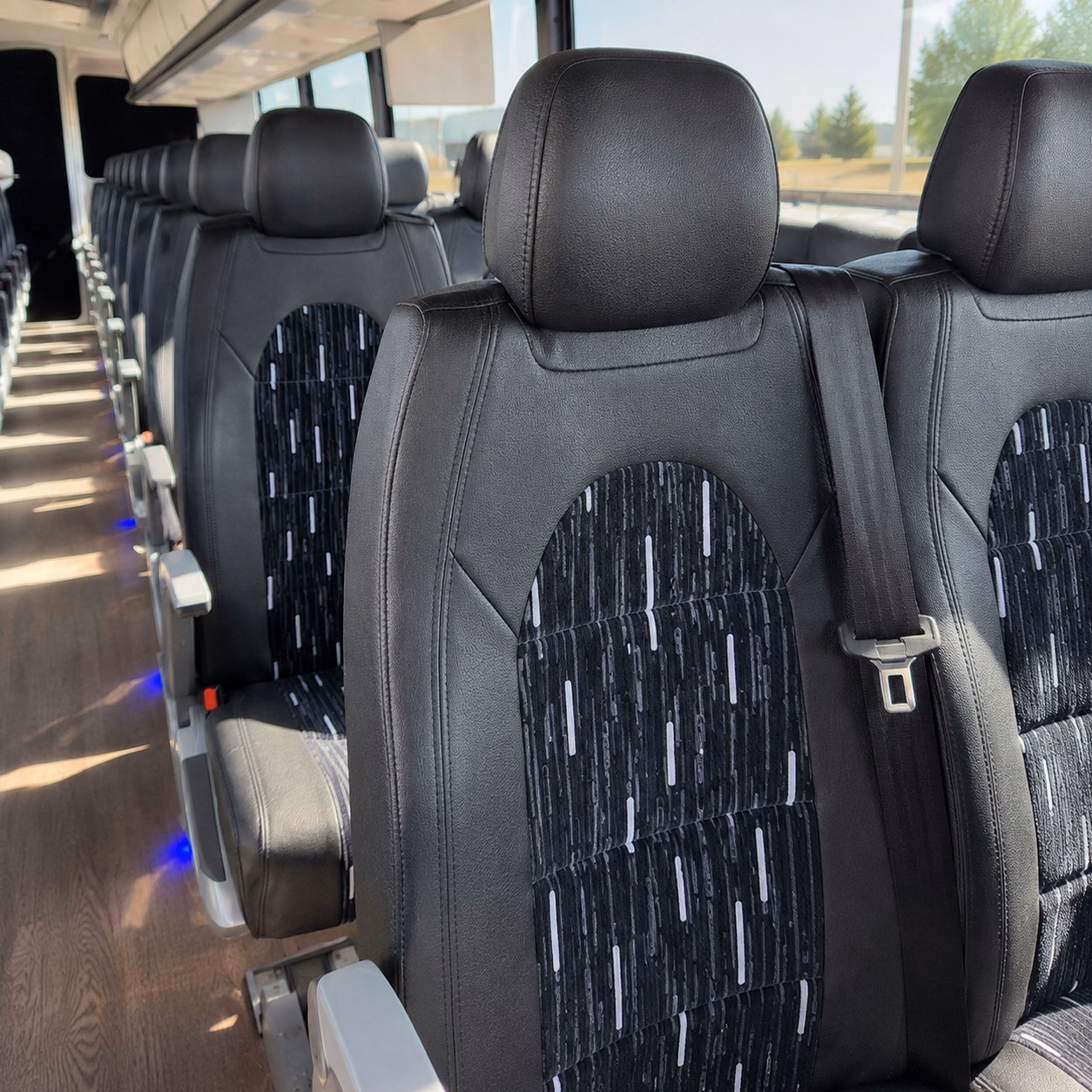 woodinville winery weddings deserve dedicated wedding transportation